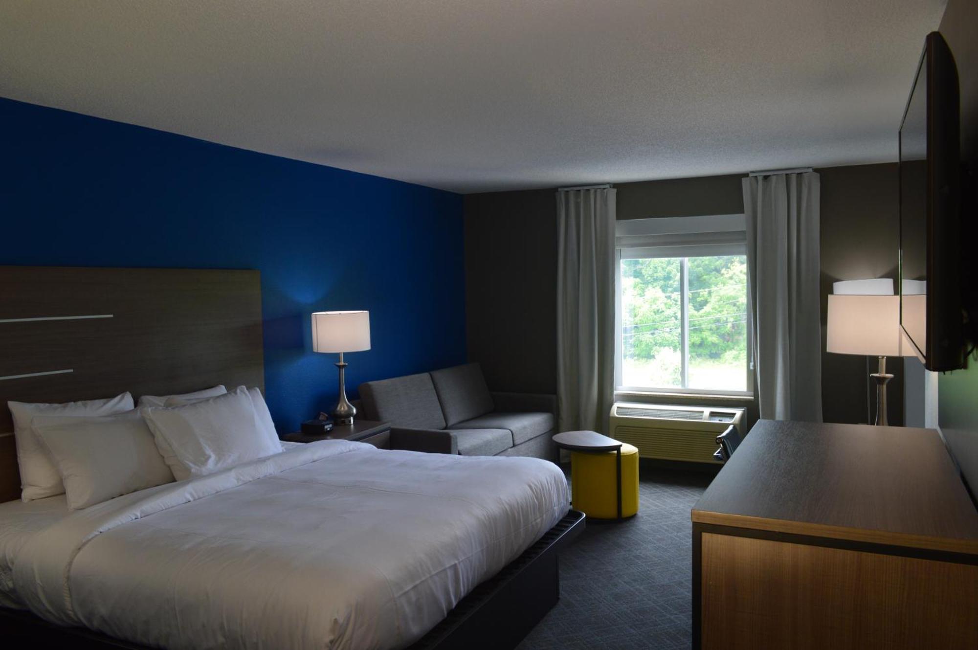 Comfort Inn & Suites Harrisburg-Hershey North Exterior foto